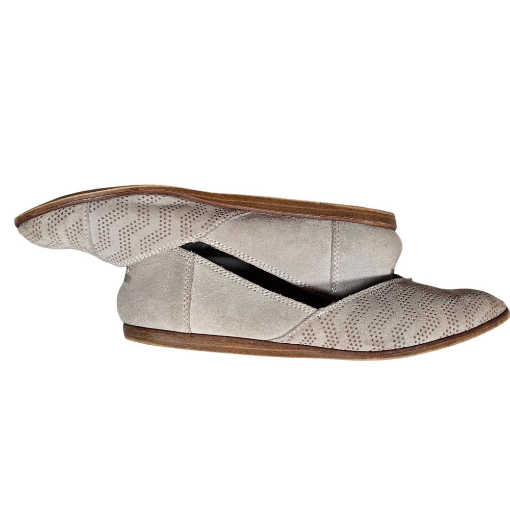 TOMS Womens‎ Size 5.5 Beige Suede Leather Perforated Pointed Toe Flats Shoes - Picture 6 of 7